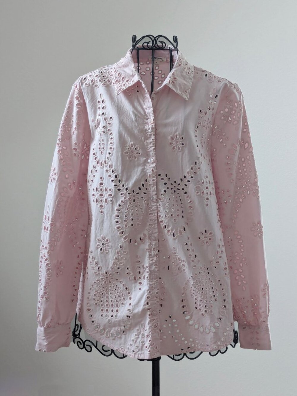 Ultra Pink Eyelet Shirt Women M Pink 100% Cotton Embroidered Button Up